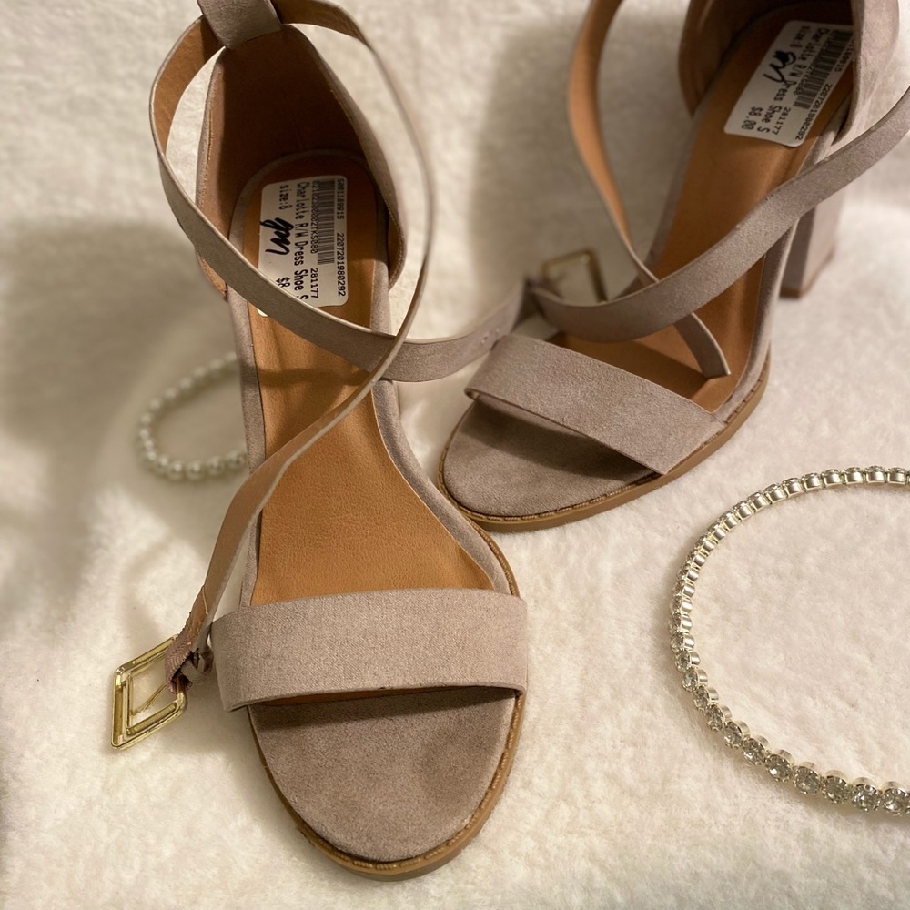 Tan heels
